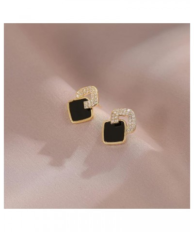 925 Women's Gold Pendant Earrings Fashion Retro Pearl Butterfly Earrings Small and Cute Women's Gift Golden square $15.30 Ear...