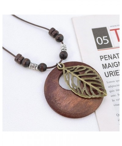 3 Pcs Wooden Pendant Necklace Long Adjust Rope Chain Necklace Rustic Bohemian Necklaces Wooden Jewelry for Women Gift Disc Le...